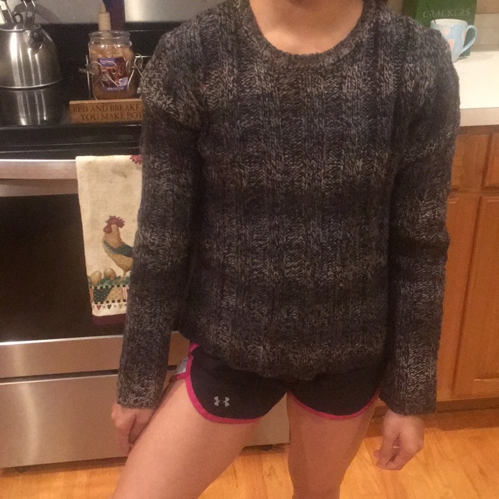 Cute  euc large sweater wore twice